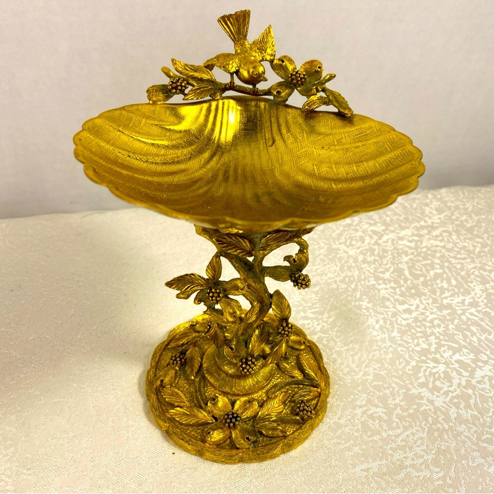 Vintage Matson Pedestal Gold Plated Soap Jewelry Dish Birds Floral Regency